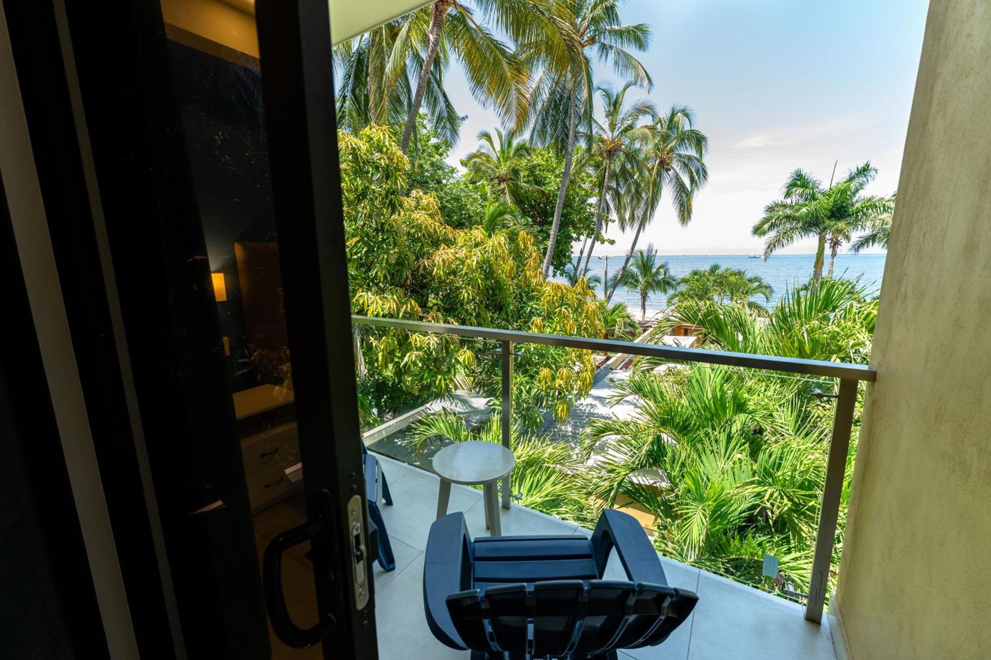 Casa Verano Beach Hotel - Adults Only Санта-Марта Экстерьер фото